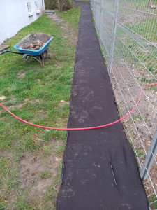 Photo de galerie - Pose de bâche  avant Plantations 