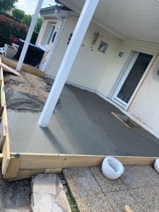 Photo de galerie - Réalisation de dalle terrasse, plus pose carrelage