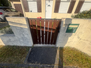 Photo de galerie - Peinture portail et volets 