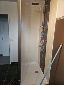 Photo de galerie - Salle de bain avant