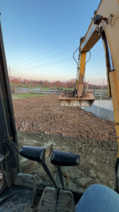 Photo de galerie - Remblai autour d’une fosse agricole 