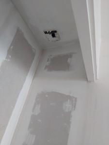 Photo de galerie - Changement de 2 feuilles de placo suite un dégât des eaux Dans un placard