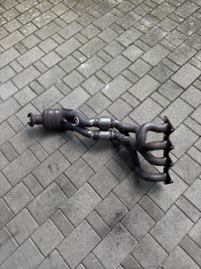 Photo de galerie - Remplacement flexibles collecteur échappement clio 3 RS 