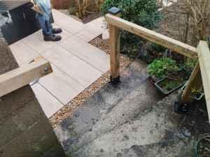 Photo de galerie - Carrelage sur plots réalisé 