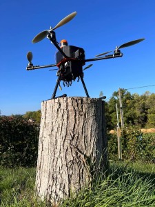 Photo de galerie - Le drone à votre service pour l' entretien de vos propriétés dans le respect de l'environnement.