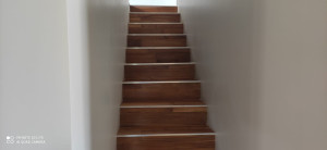 Photo de galerie - Pose parquet escalier 