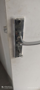 Photo de galerie - Réparation serrure porte intérieure 


