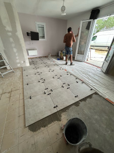 Photo de galerie - Pose de carreaux 60/60 doublé collé