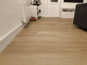Photo de galerie - Pose de parquet+ plinthes