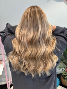 Photo de galerie - Balayage & patine coiffure Wavy