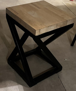 Photo de galerie - Tabouret 