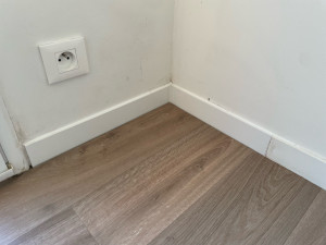 Photo de galerie - Remplacement plinthes suite dégât des eaux 