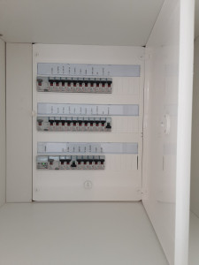 Photo de galerie - Tableau électrique neuf La Brillanne 