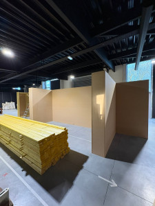 Photo de galerie - Conception et montage de cloisons d’extension 