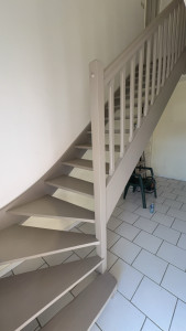 Photo de galerie - Rénovation d’un escalier âgé de + de 20 ans manger par les insectes