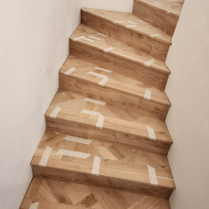 Photo de galerie - Habillage d'escalier en bois 