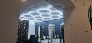 Photo de galerie - Installation liminaire led salon de coiffure 