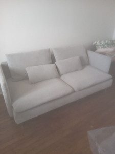 Photo de galerie - Montage canapé 