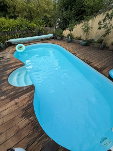 Photo de galerie - Nettoyage complet d’une piscine Desjoyaux