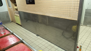 Photo de galerie - Réfection du mur, changement de placo et pose d'une plaque inox
