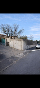 Photo de galerie - Rehausse mur de clôture en parpaing / Ouverture coffrage poteaux + seuil portillon 