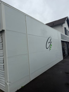 Photo de galerie - Nettoyage enseigne 