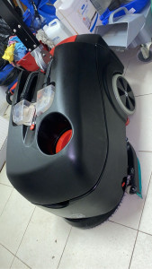 Photo de galerie - Nettoyage des sols mécanisé avec a.nett83