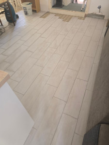 Photo de galerie - Pose carrelage/joints 