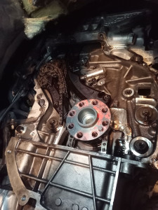 Photo de galerie - Remplacement kit chaine de distribution cassé bmw évidemment gros dégât haut mateur. Moteur N47 série 1 