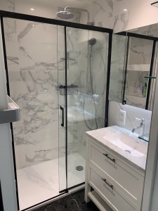 Photo de galerie - Rénovation de salle de bain de A à Z