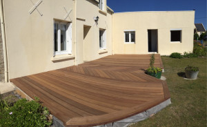 Photo de galerie - Terrasse en bois exotique
