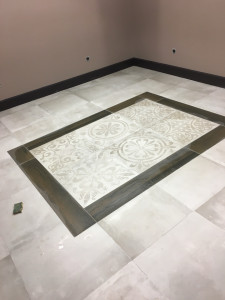 Photo de galerie - Pose de carrelage avec différents disagne. 