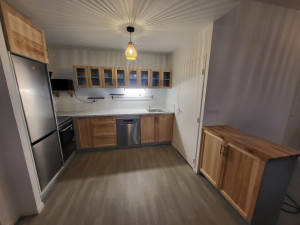 Photo de galerie - Conception, fabrication et installation d'une cuisine équipée. 