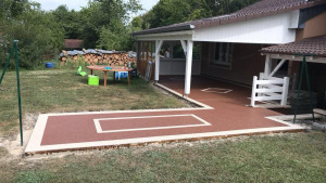 Photo de galerie - Tapis de pierre marbre concassée 