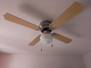 Photo de galerie - Lustre avec ventilateur