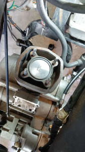 Photo de galerie - Changement cylindre piston sur 50cc en 70cc