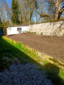 Photo de galerie - Nettoyage en profondeur et retrait des mauvaises herbes et racines  ...