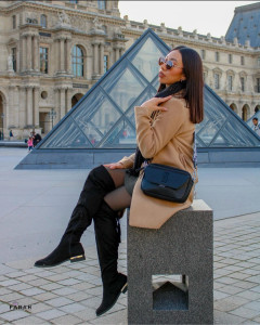 Photo de galerie - Photoshoot Louvre Pyramides 