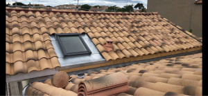 Photo de galerie - Réfection de toiture . création et pose de Velux avec habillage zinc 