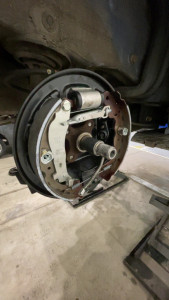 Photo de galerie - Remplacement de frein tambour 
