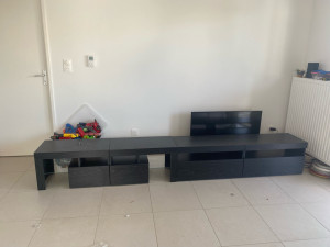 Photo de galerie - Un meuble acheté sur Amazone. J’ai galéré le plan sans aucun marquage des parties à monter.