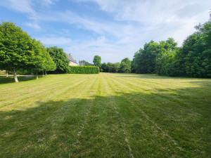 Photo de galerie - Tonte d’un terrain de 5000m2