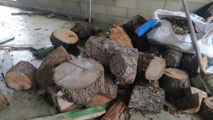 Photo de galerie - Bois / Bois de chauffage / Bastaing