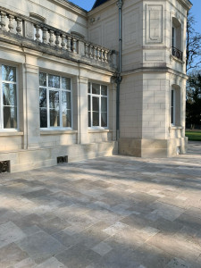 Photo de galerie - Taille de pierre - Marbrerie