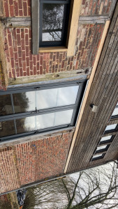 Photo de galerie - Pose de poutre 20x20