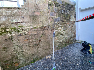 Photo de galerie - Décapage un mur avant 