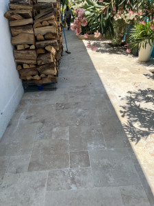 Photo de galerie - Pose de travertin 