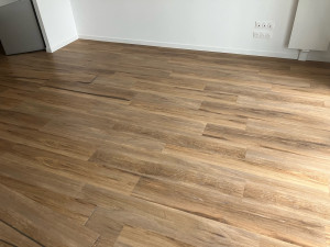 Photo de galerie - Pose lames pvc appartement