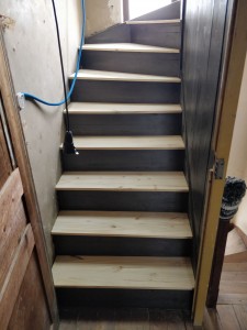 Photo de galerie - Réfection d'un escalier endommagé. APRES 2/2