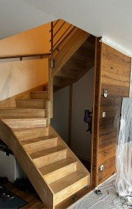 Photo de galerie - Escalier avant